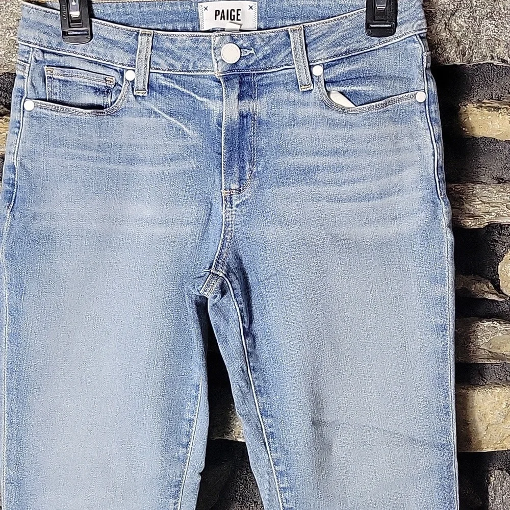 PAIGE Blue Ankle Cropped Jeans with Classic Style Size 26
